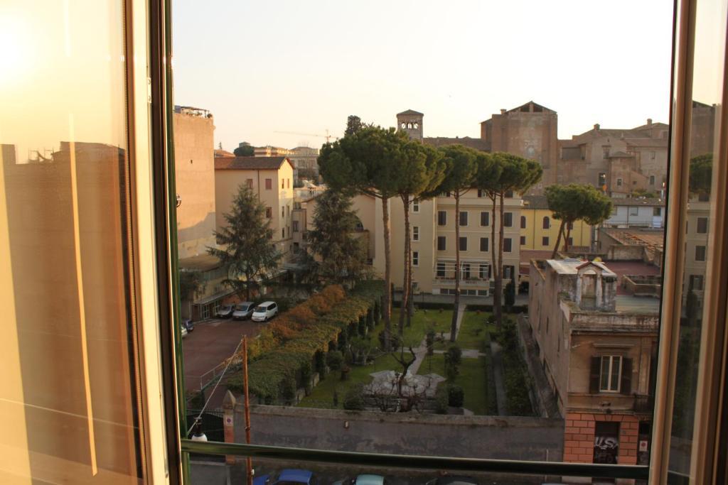 Colosseo Panorama By Ghor Rome Luaran gambar